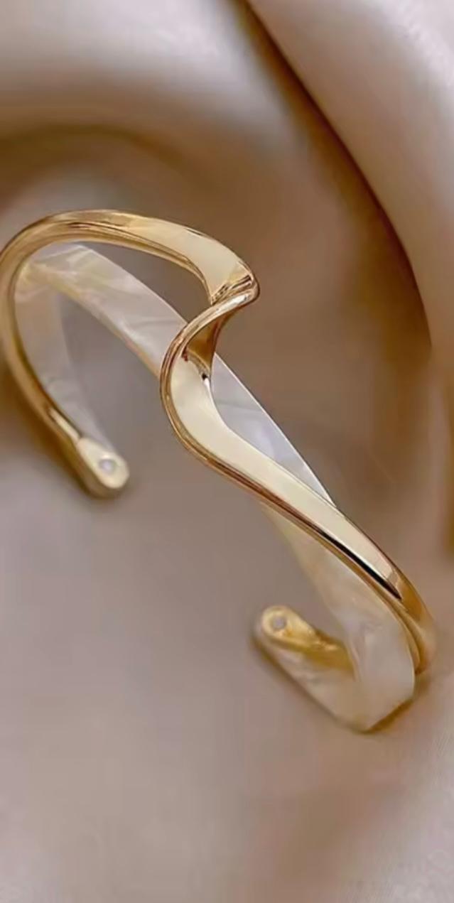 Gold-Tone Curved Bracelet with Mother of Pearl Effect