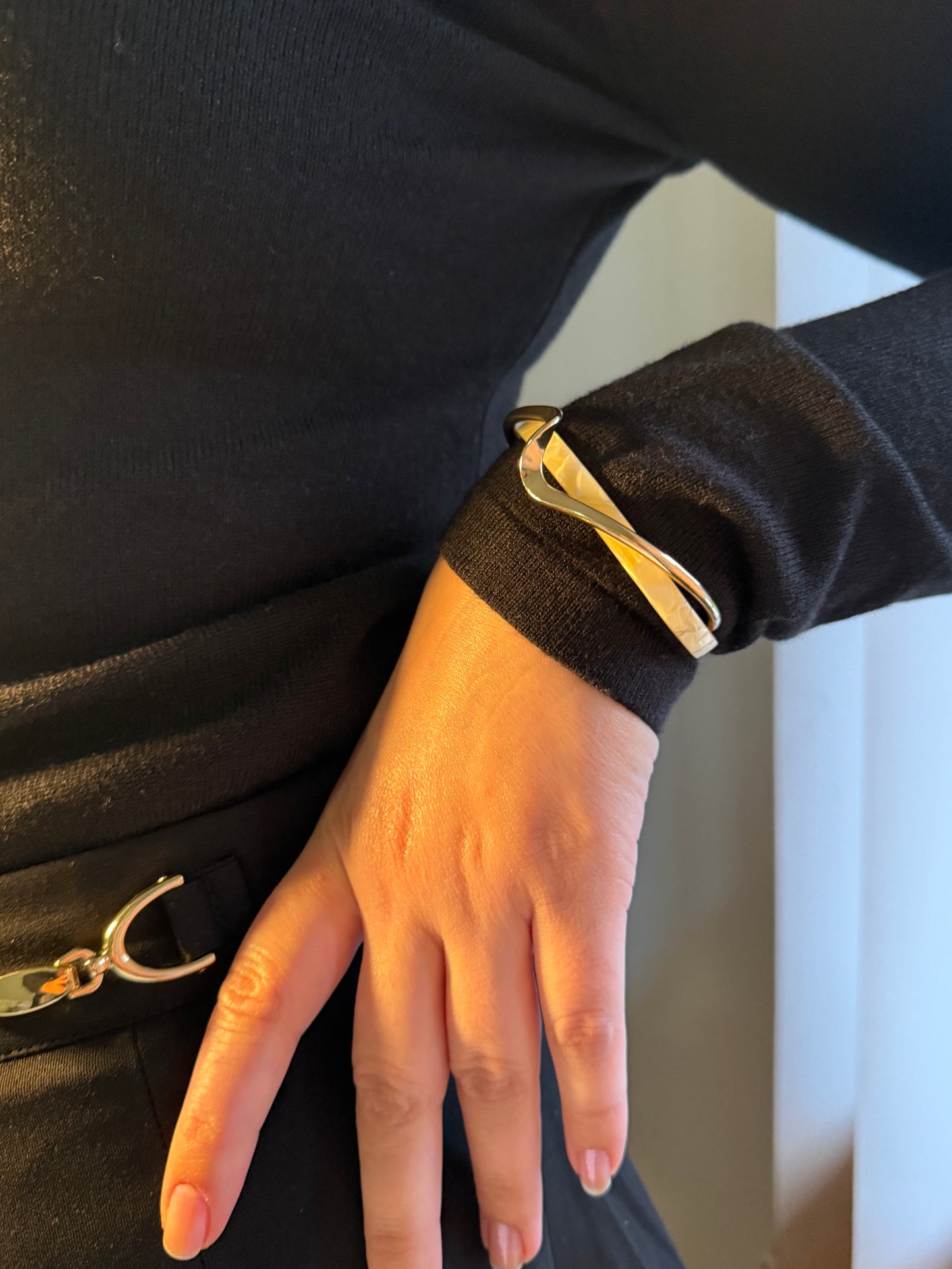 Gold-Tone Curved Bracelet with Mother of Pearl Effect