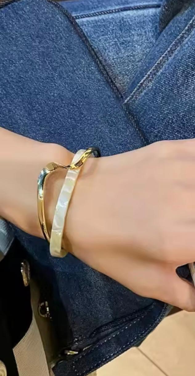 Gold-Tone Curved Bracelet with Mother of Pearl Effect